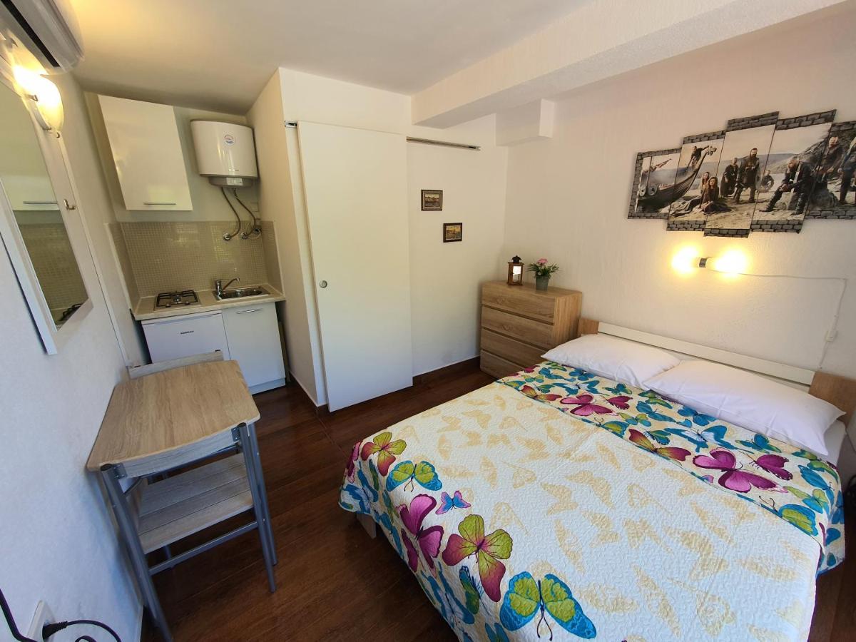 Apartments - Buffet 2B 斯维蒂尤拉伊 外观 照片