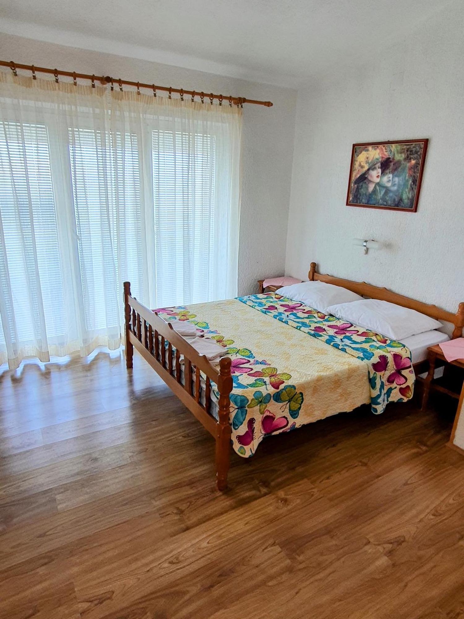 Apartments - Buffet 2B 斯维蒂尤拉伊 客房 照片