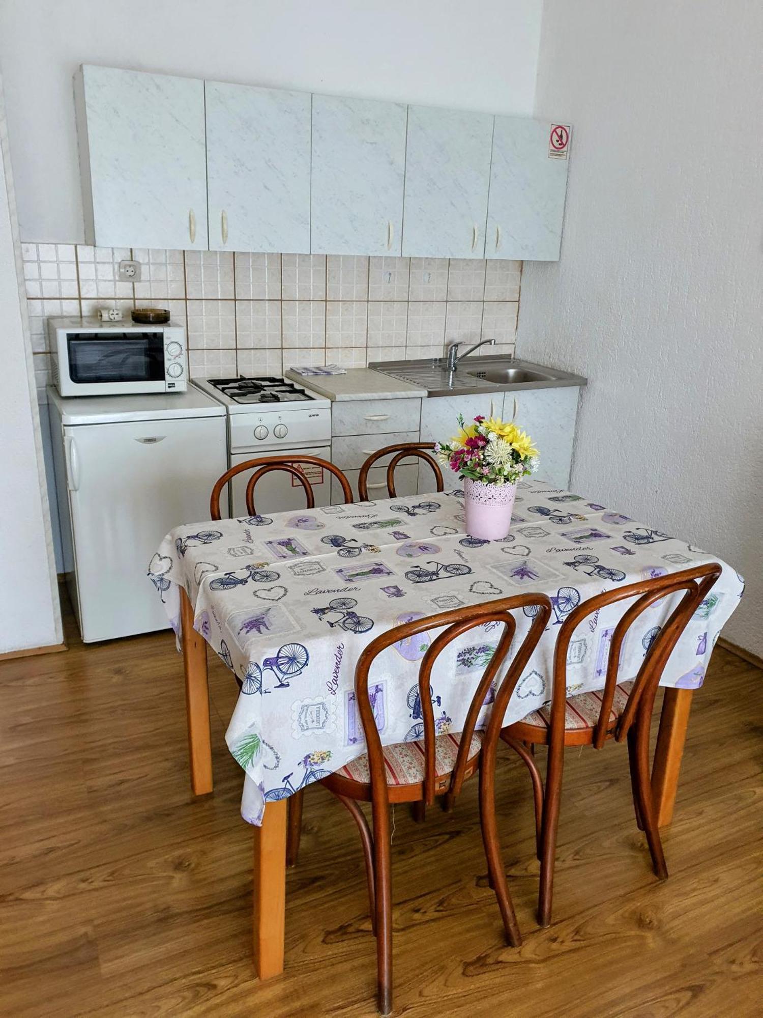 Apartments - Buffet 2B 斯维蒂尤拉伊 客房 照片